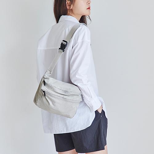 i-D:Things 매트 クロス ショルダー - 旅行用 スポーツ ボボサントート