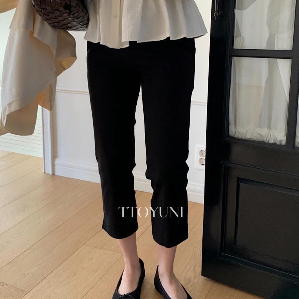 (即日発送) Pretty Young Thing PYT ストレッチカプリパンツ ブラック バイカー 9分丈パンツ フヨンティン トヨニ