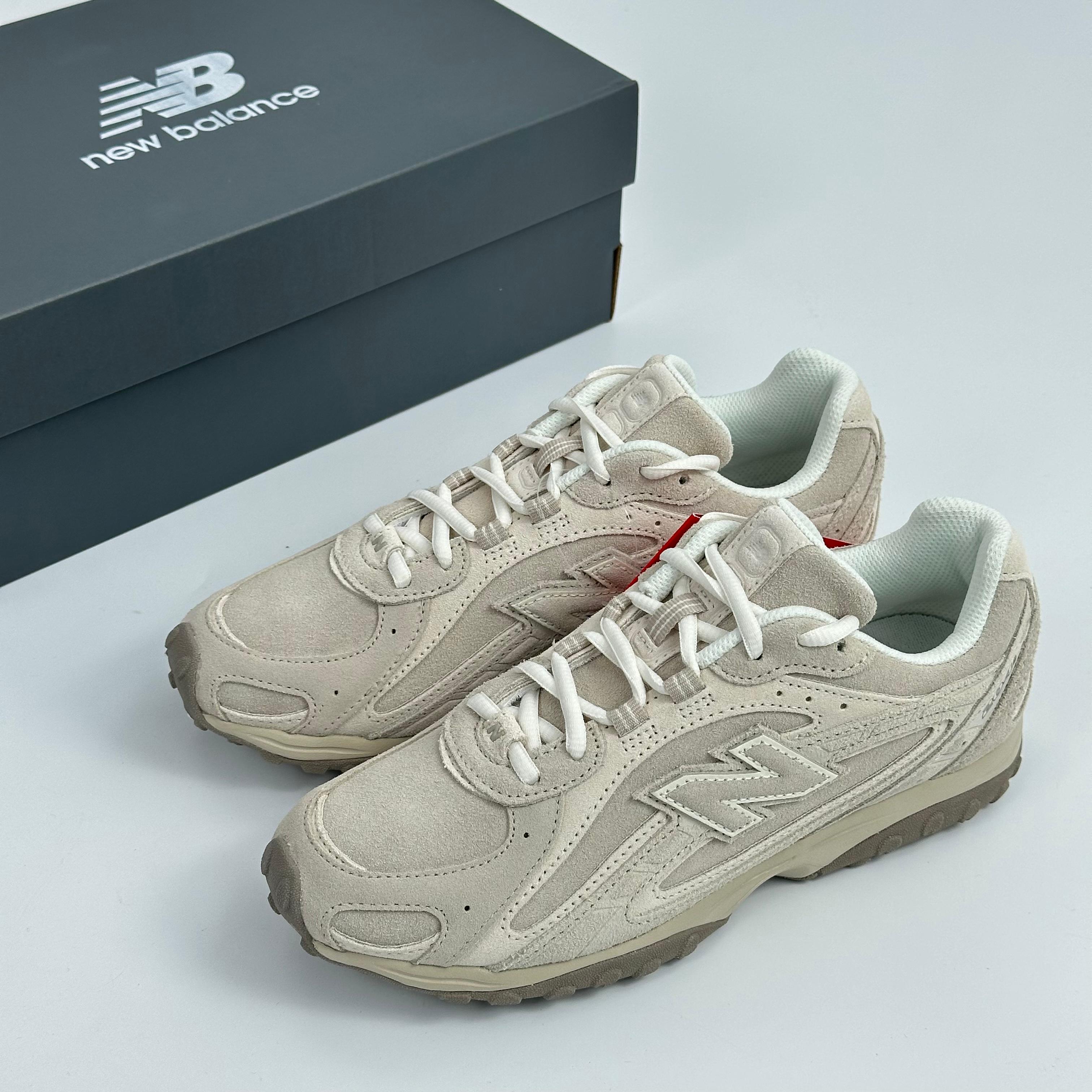 (国内店舗版) ニューバランス 204L チームウルフ リネン アイボリー U204LMMC