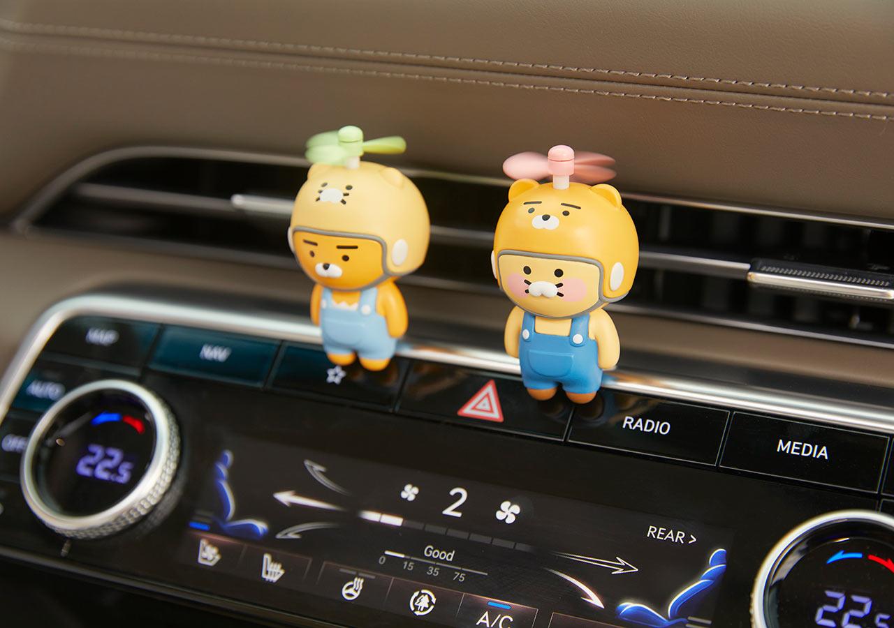 カカオフレンズ 車用芳香剤 飛んで行けゴーゴーシング ライアン エアコン吹き出し口タイプ 車用品