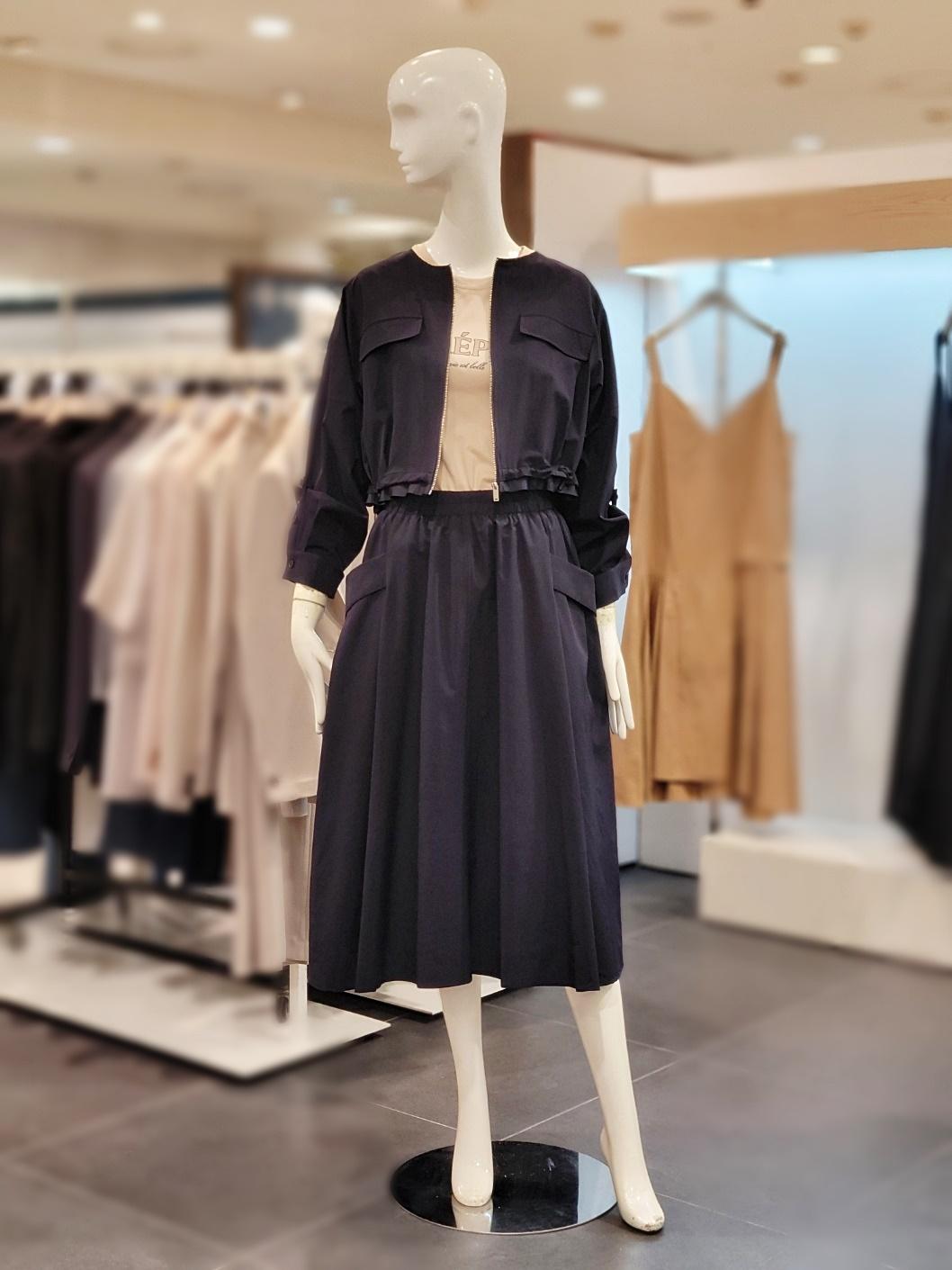 ビジュー・イン・ニューヨーク (VISIT IN NEWYORK) ジップアップジャンパースカート セット VB3TX70