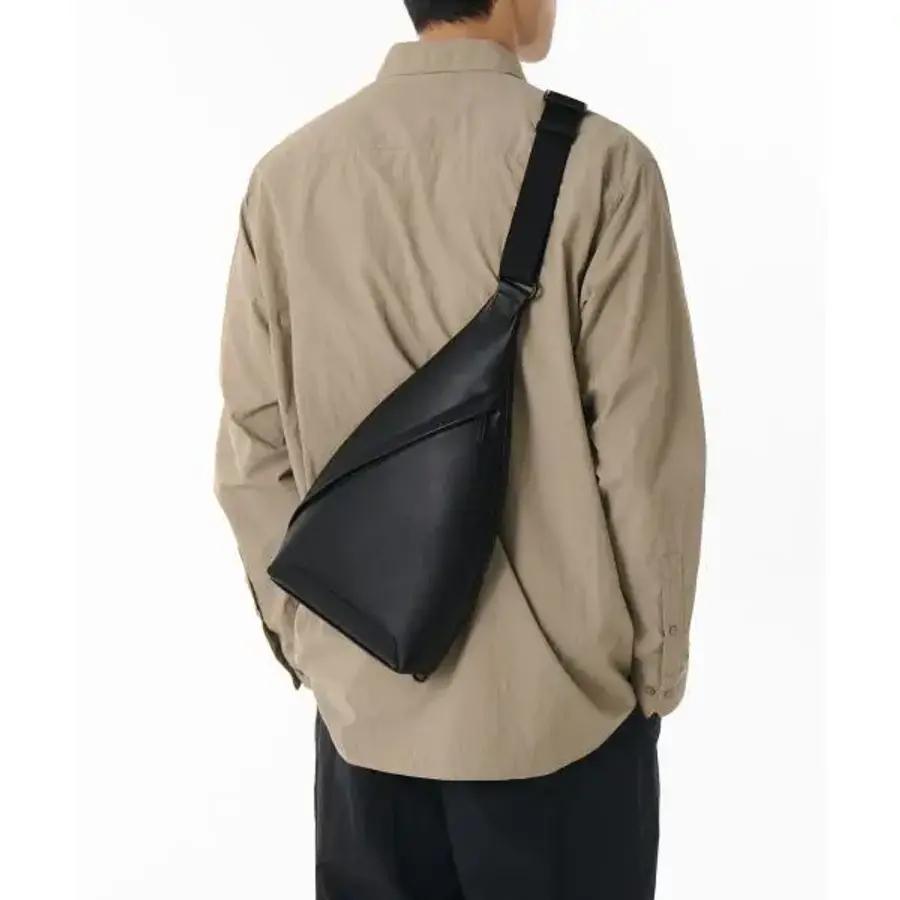 ムシンサ スタンダード 신세틱 レザ 플라스크 Sling Bag 1629070