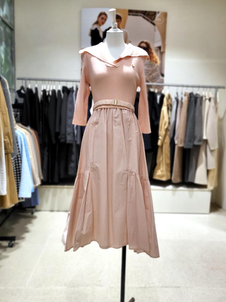 DEWL テクスチャブロック フレア ワンピース