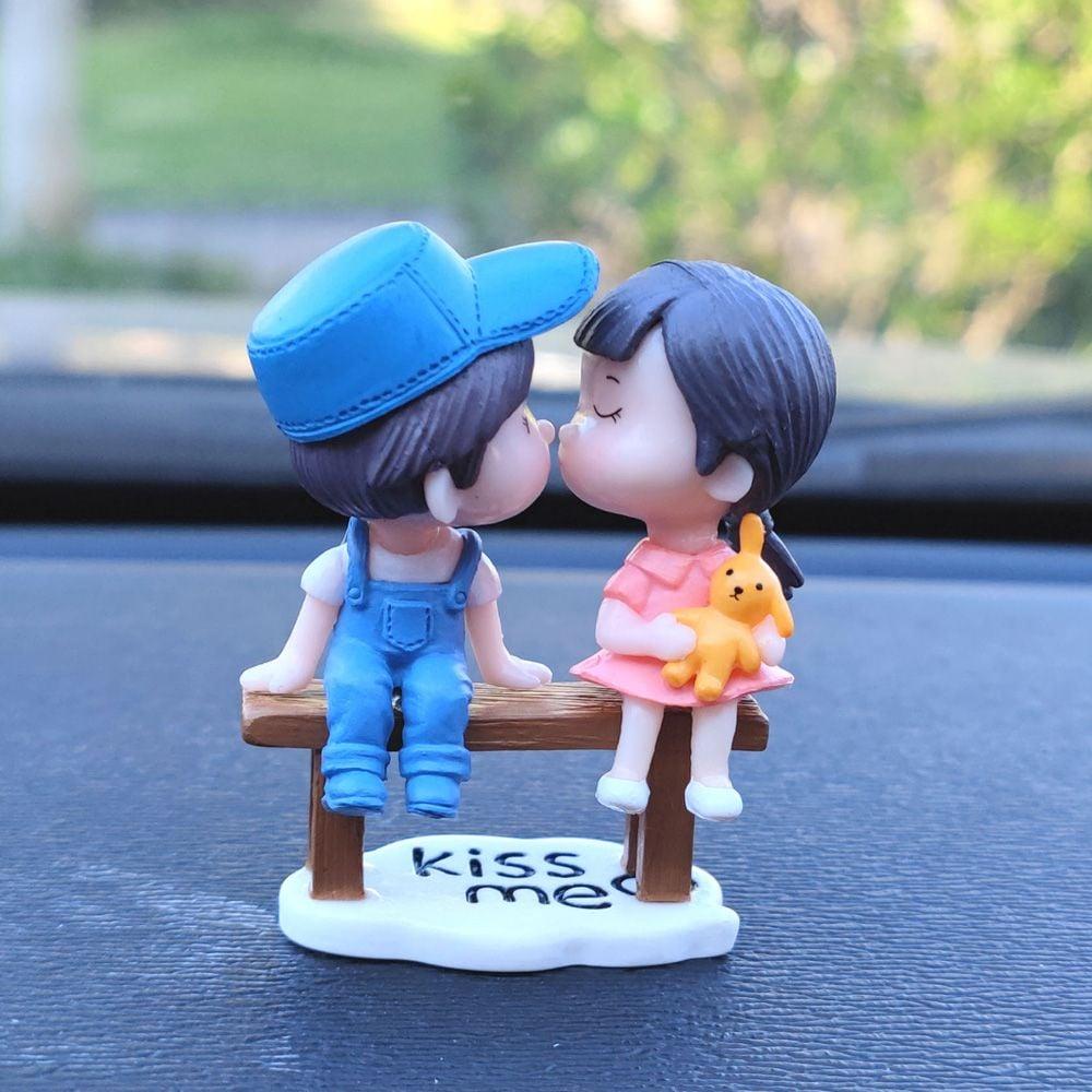 イースター & ジャスティス カーダッシュボードフィギュア カップル