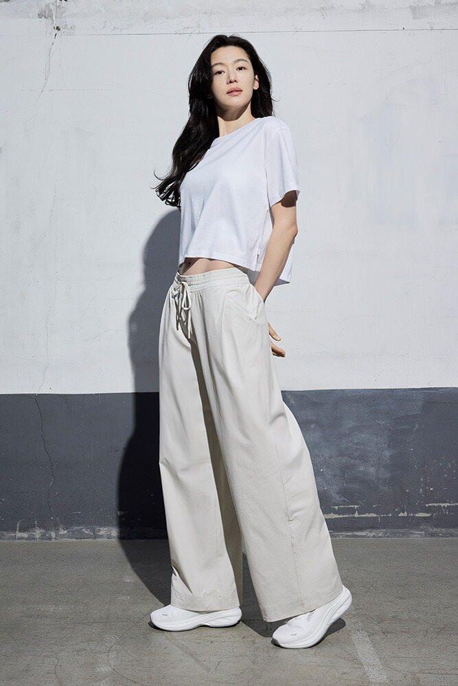 エアースト ワイドパンツ