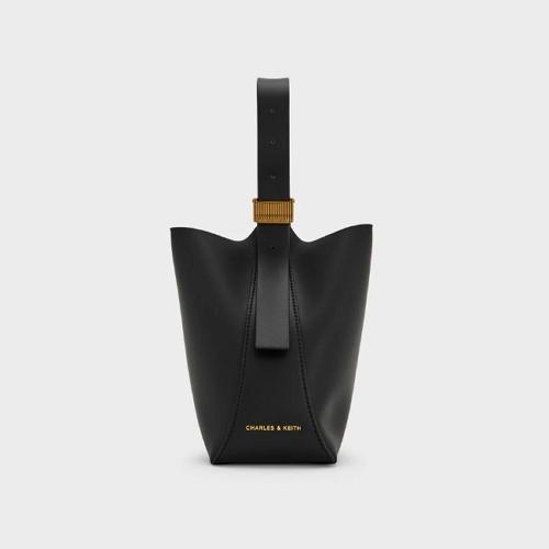 CHARLES & KEITH [EDNA バケットバッグ CK2 10782671