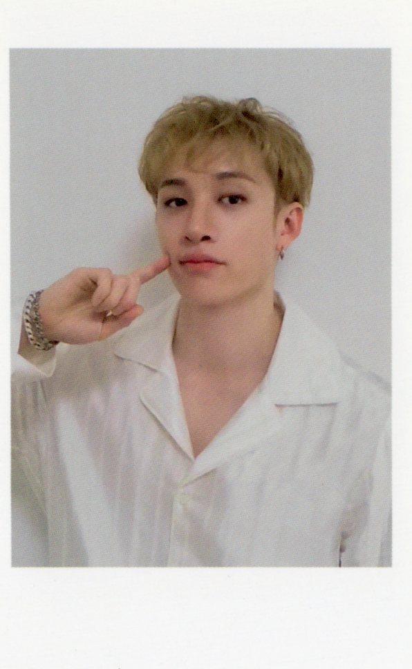 [バンチャン/JYP/頬ポチ] Stray Kids 2024 シーズングリーティング 特典 偽ポラロイド フォトカード