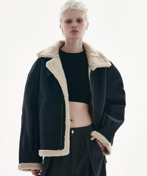 [플레이스 스튜디오] オーバーフィット レザー 양털 ウーマン ムートン ムスタン ジャケット [ブラック] 25W8818-4500