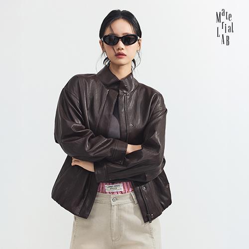 머티리얼랩 26SS 여성 퍼널넥 FAUX 레더 코쿤 자켓