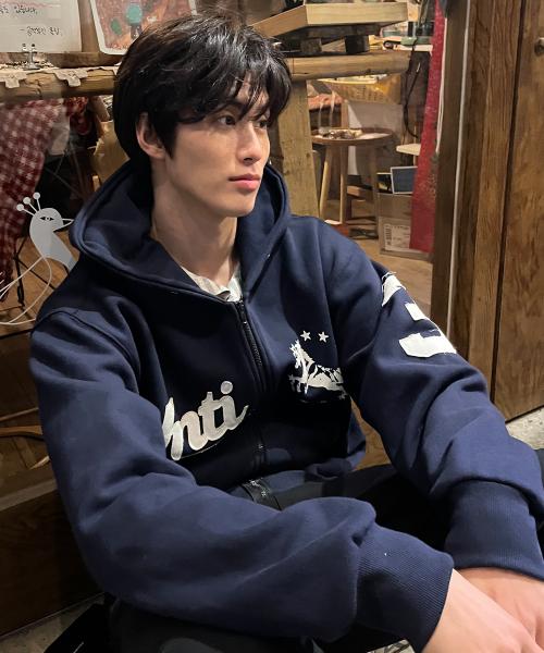 [언타이틀 서울] 유니콘 바시티 엠블럼 후드집업 네이비 UN25HZ08