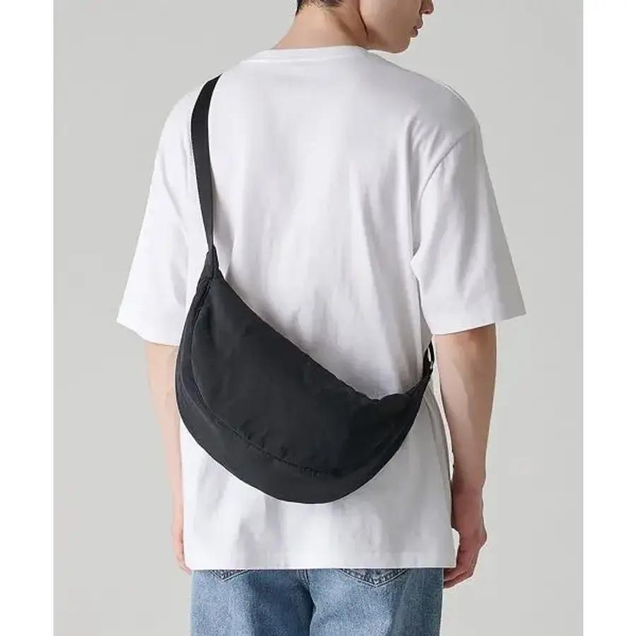 무신사스탠다드 MUSINSA STANDARD クリンクル ミニ ホーボー クロス バッグ