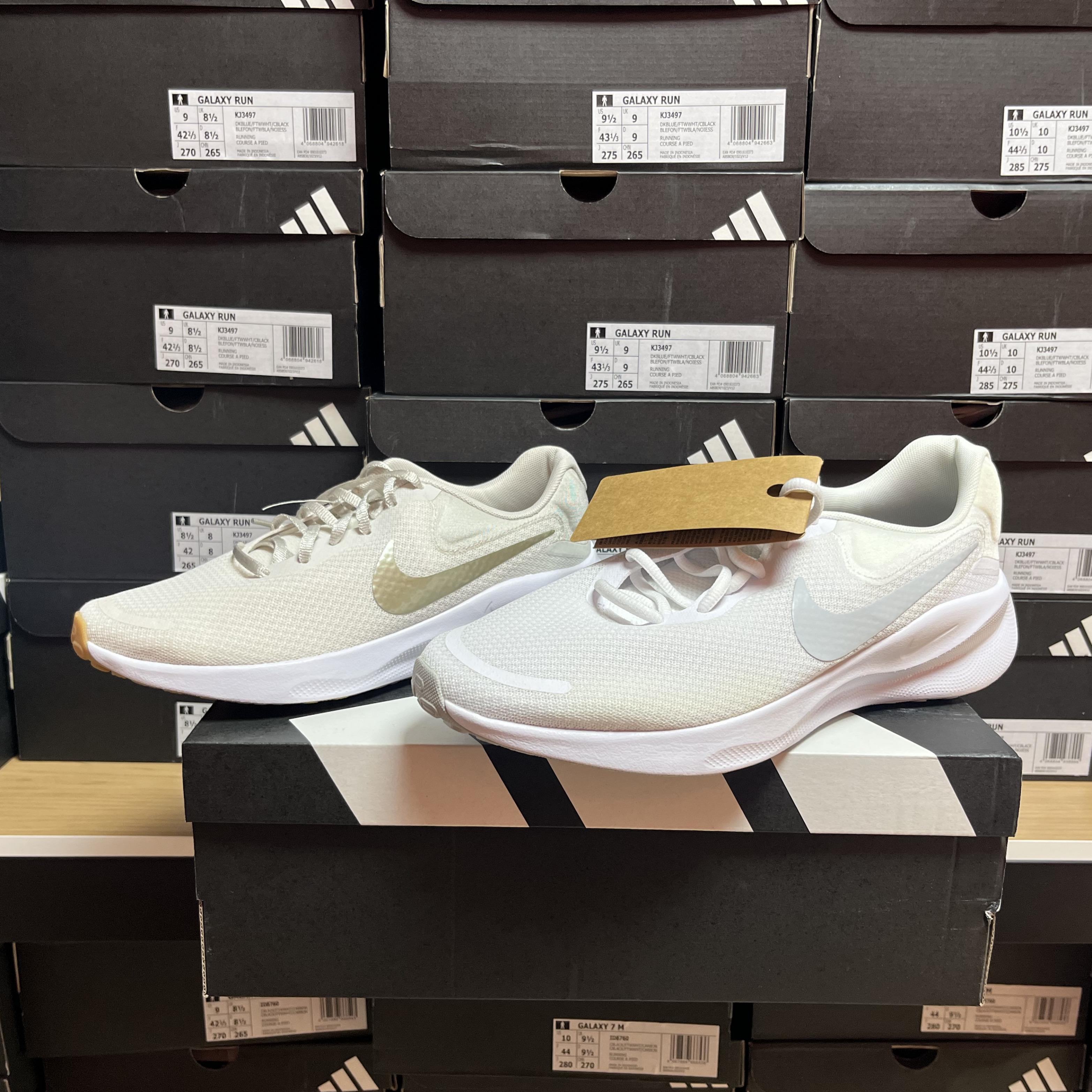Nike Revolution 8 Nike Run Dri-FIT Winflo Nike Downshifter 14