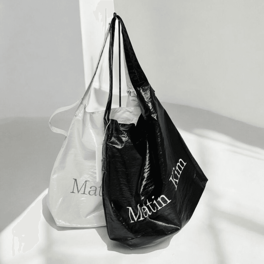 [国内百貨店] MATIN KIM マティンキム グロッシー ライト 2WAYバッグ