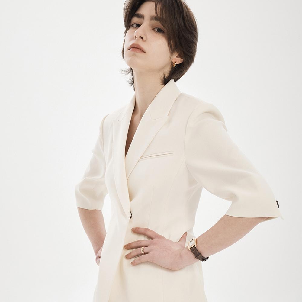 [BRON] 아워글래스 Hidden Button Half Jacket