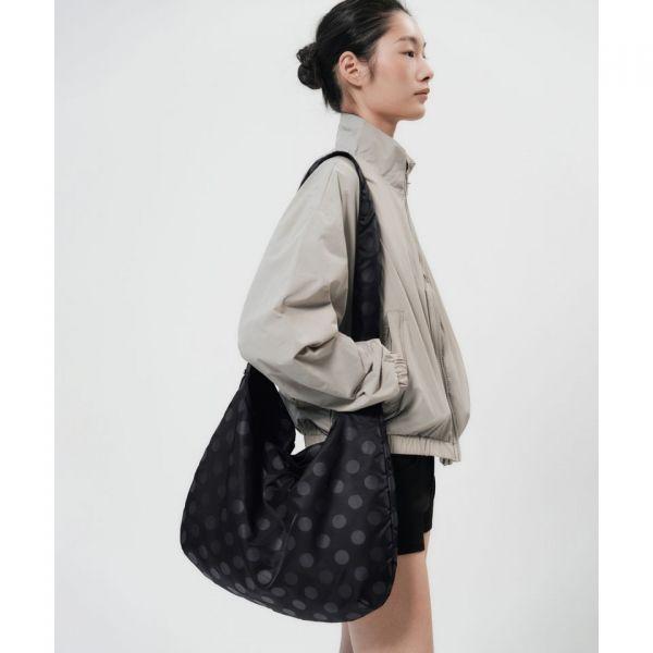 MUSINSA STANDARD WOMAN 우먼즈 폴카 도트 호보 크로스백 [블랙] 184578