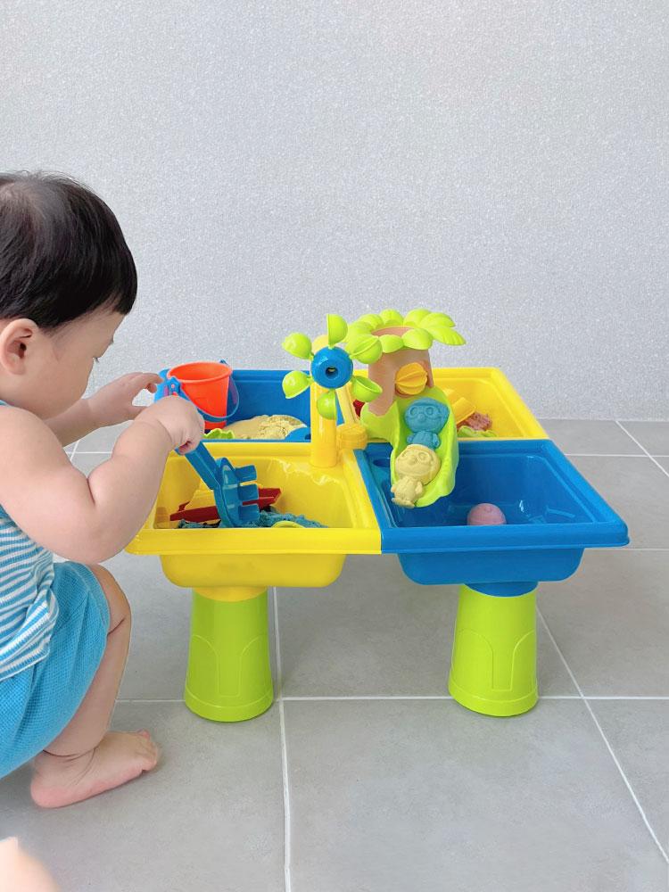 アクアサンドで遊ぶ ポロロ アクアサンド ウォーターパーク テーブル