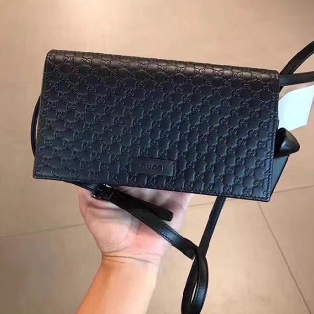 [ヨジュアウトレット製品 当日発送 百貨店 AS] GUCCI マイクロシマ ミニ クロスボディバッグ 466507