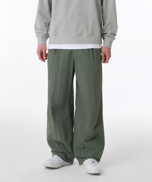 (MUSINSA STANDARD) (ムシンサ スタンダード) NYLON BALLOON PANTS カーキ
