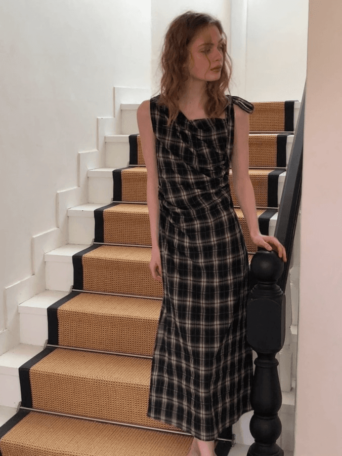 Founders Bettyca チェックワンピース ライン スリムフィット ドレス レイヤード Hライン ロングワンピース フェミニンな着こなし 旅行コーデ フェミニン Innerf