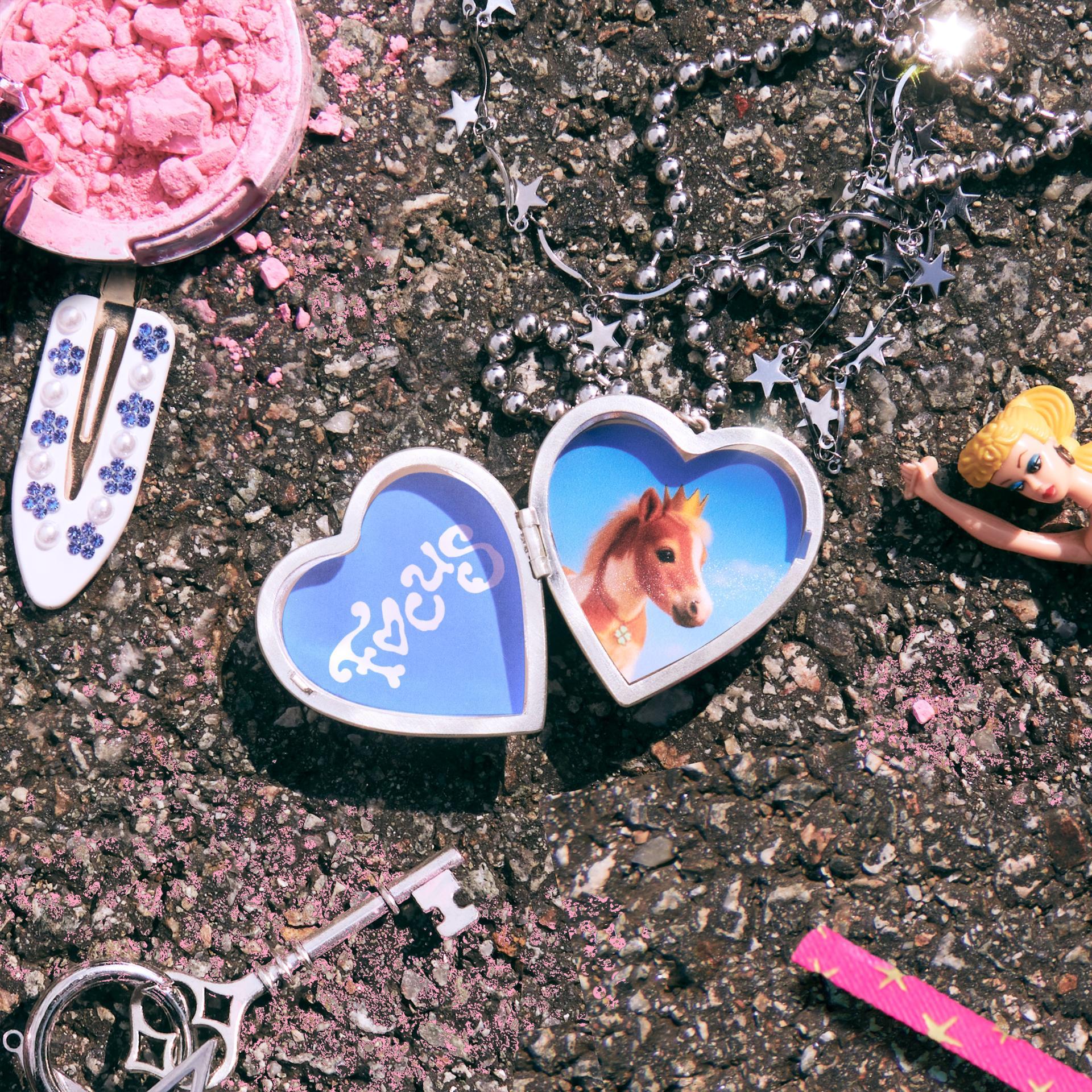 Hearts2Hearts 하츠투하츠 미니 1집 FOCUS Rule Book Ver